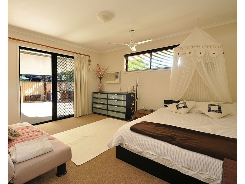 9 Bunyip Street, Burleigh Heads QLD 4220