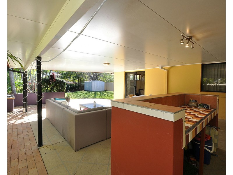 9 Bunyip Street, Burleigh Heads QLD 4220