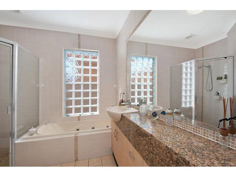 7B Miami Shore Parade, Miami QLD 4220