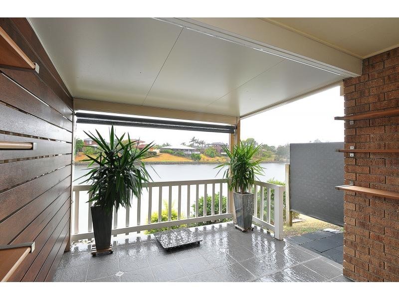 3/6 Lowood Court, Varsity Lakes QLD 4227