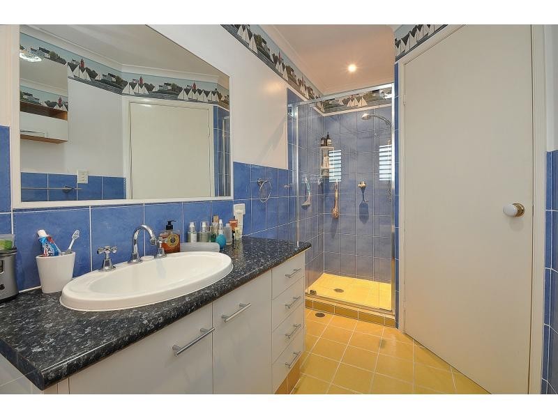 3/6 Lowood Court, Varsity Lakes QLD 4227