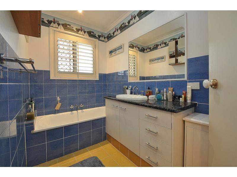 3/6 Lowood Court, Varsity Lakes QLD 4227