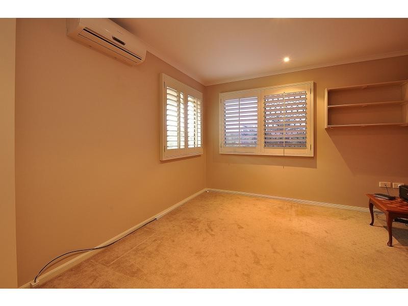 3/6 Lowood Court, Varsity Lakes QLD 4227