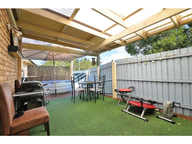 1/2 Snowgum Court, Burleigh Waters QLD 4220