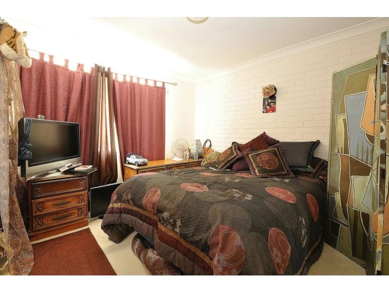 1/2 Snowgum Court, Burleigh Waters QLD 4220