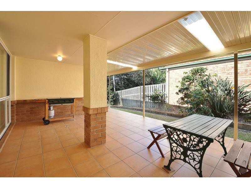 43 Rainbird Close, Burleigh Waters QLD 4220