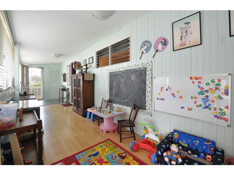 41 Bardon Avenue, Miami QLD 4220