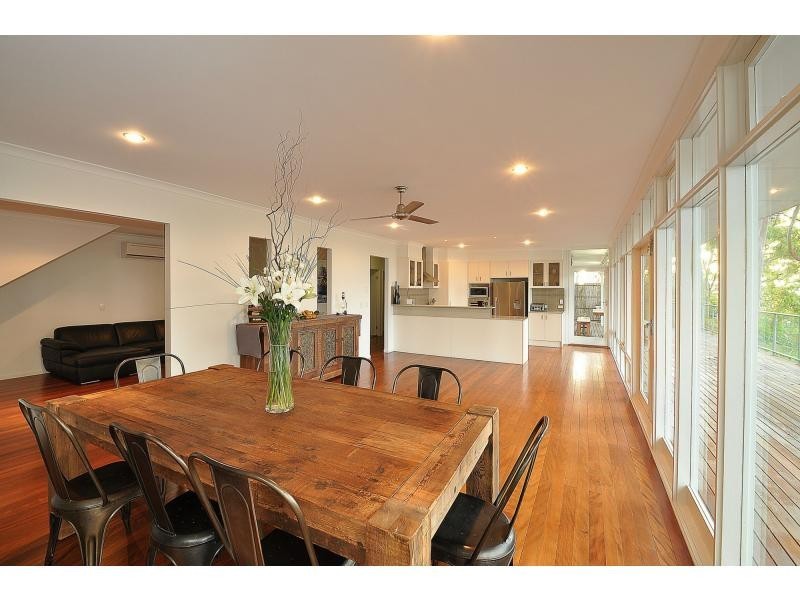 1/22 View Street, Burleigh Heads QLD 4220