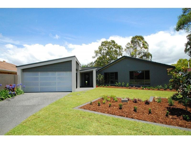 8 Violet Court, Miami QLD 4220
