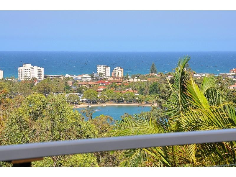 156 Ocean Parade, Burleigh Heads QLD 4220
