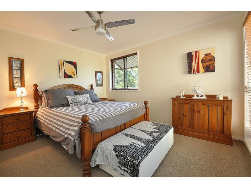 156 Ocean Parade, Burleigh Heads QLD 4220