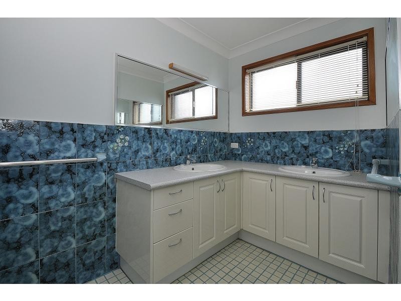 3 Gabrielle Grove, Burleigh Heads QLD 4220