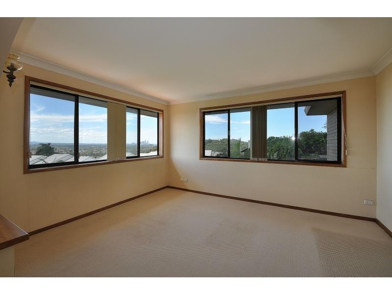 3 Gabrielle Grove, Burleigh Heads QLD 4220