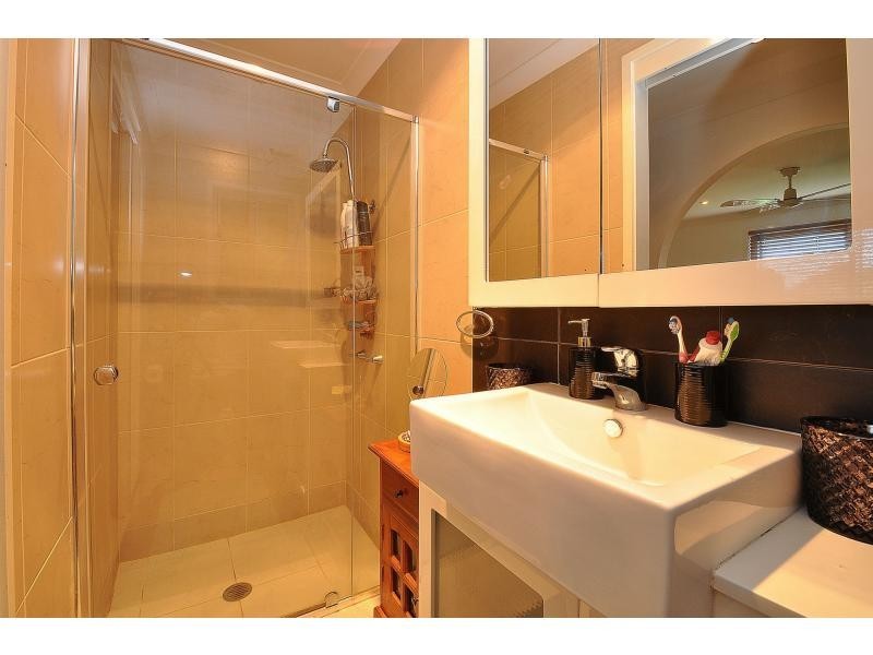 33 Tulip Street, Miami QLD 4220