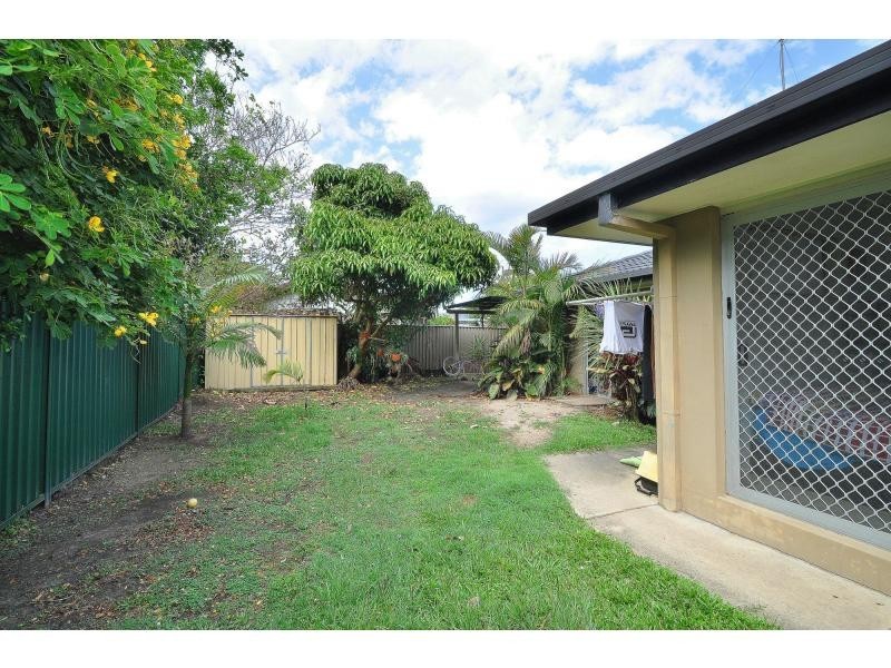 33 Tulip Street, Miami QLD 4220