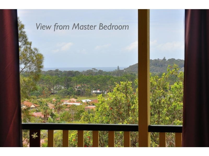 34 Foothill Street, Elanora QLD 4221