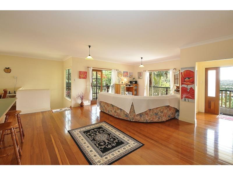 34 Foothill Street, Elanora QLD 4221