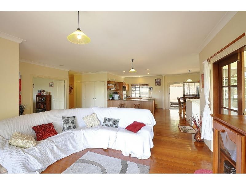 34 Foothill Street, Elanora QLD 4221