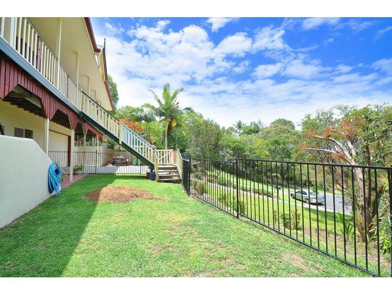 34 Foothill Street, Elanora QLD 4221