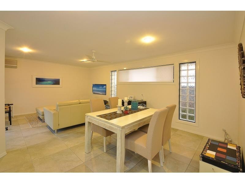 1/112 Sunshine Parade, Miami QLD 4220