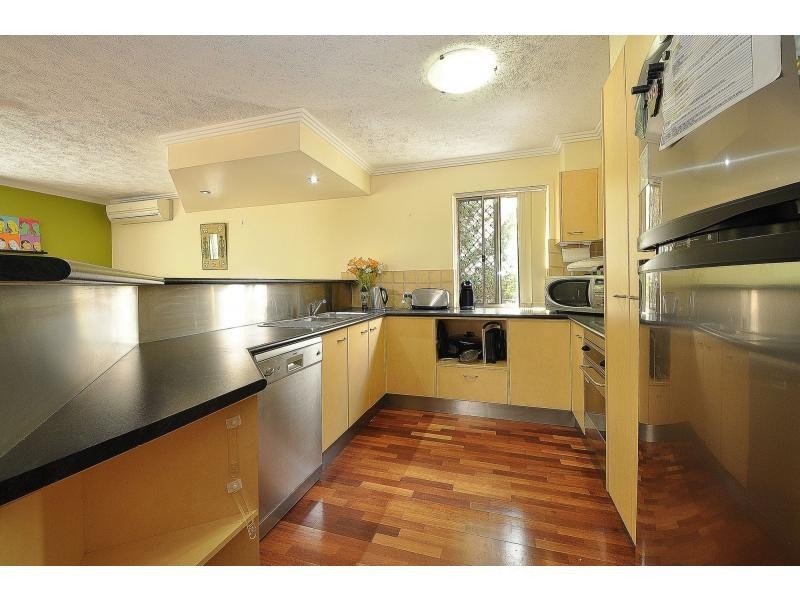 3/18-20 Stephens Street, Burleigh Heads QLD 4220