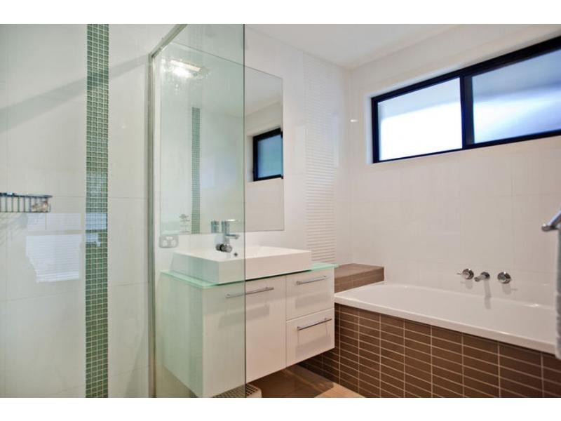 5 Turaco Court, Burleigh Waters QLD 4220