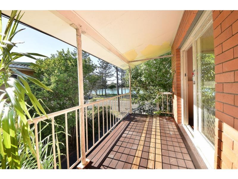 1/13 Awoonga Avenue, Burleigh Heads QLD 4220