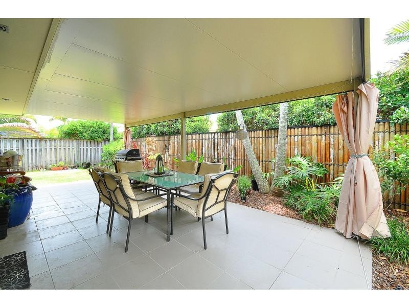 30 Montezuma Drive, Burleigh Waters QLD 4220