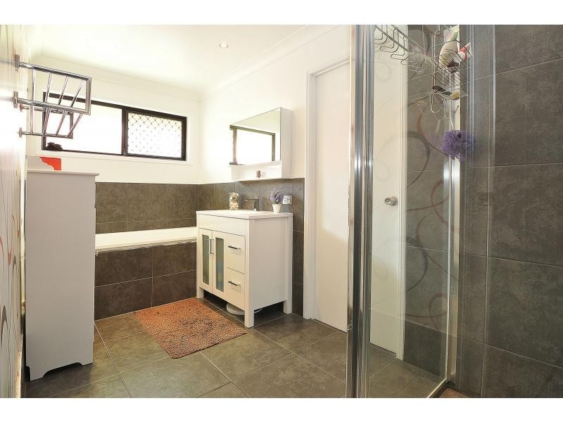 30 Montezuma Drive, Burleigh Waters QLD 4220