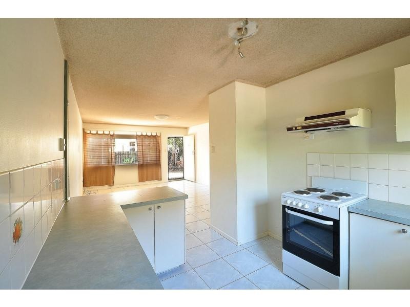 3/11 Awoonga Avenue, Burleigh Heads QLD 4220