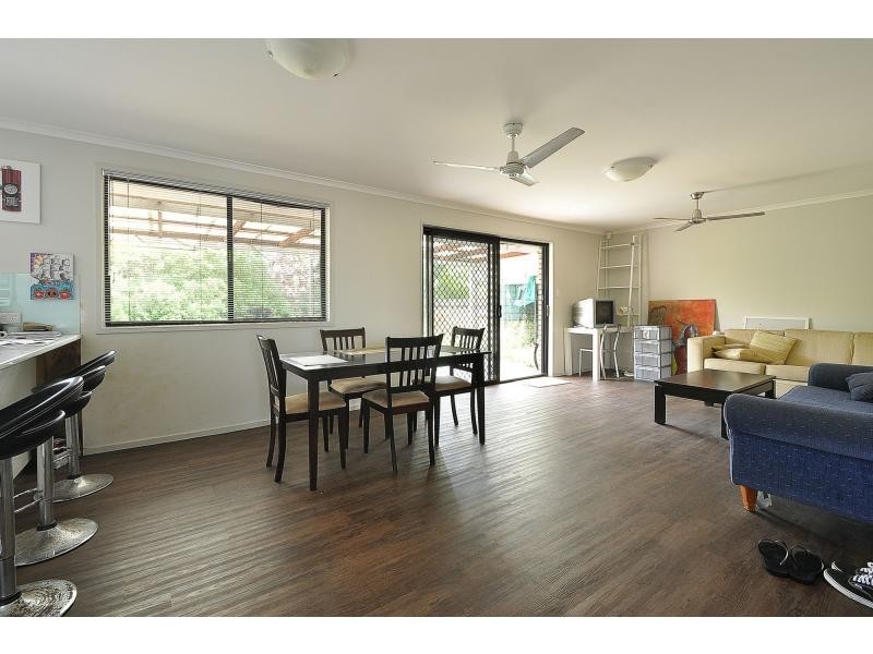 49 Burleigh Street, Burleigh Waters QLD 4220