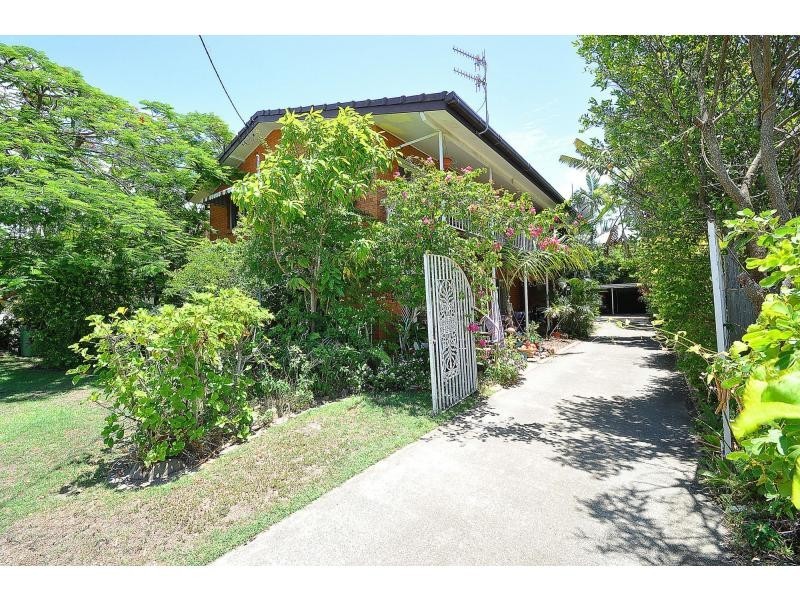 4/13 Awoonga Street, Burleigh Heads QLD 4220