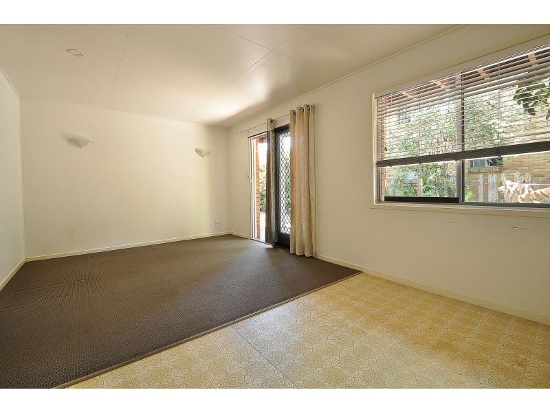 4/13 Awoonga Street, Burleigh Heads QLD 4220