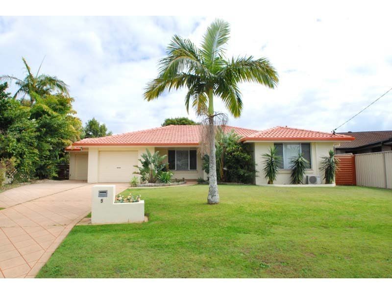 5 Tern Drive, Burleigh Waters QLD 4220