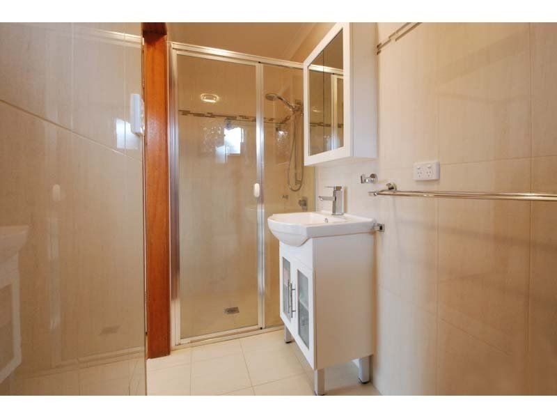 5 Tern Drive, Burleigh Waters QLD 4220