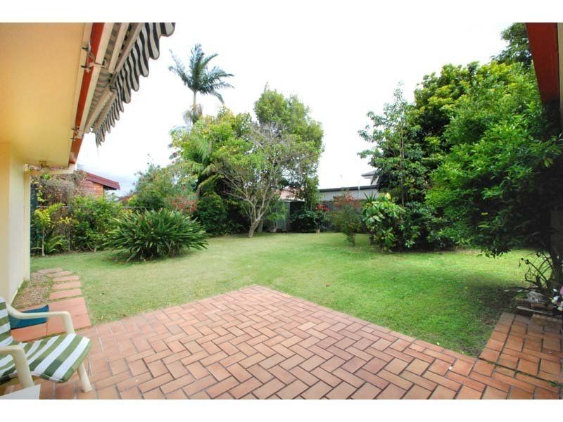 5 Tern Drive, Burleigh Waters QLD 4220