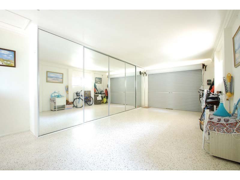 5 Tern Drive, Burleigh Waters QLD 4220