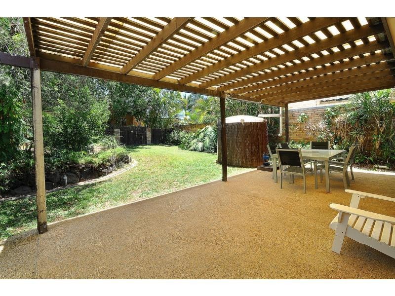 87 Dawn Parade, Miami QLD 4220