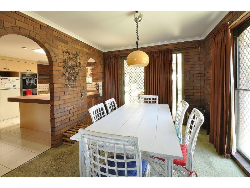 87 Dawn Parade, Miami QLD 4220