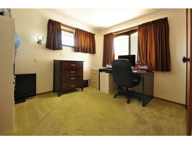 87 Dawn Parade, Miami QLD 4220