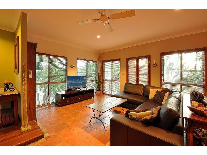 4/14 Wairoo Street, Burleigh Heads QLD 4220