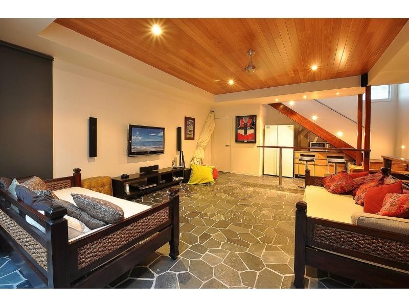 4/14 Wairoo Street, Burleigh Heads QLD 4220