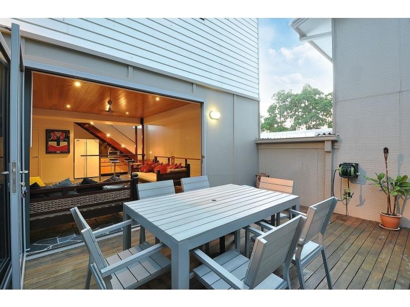 4/14 Wairoo Street, Burleigh Heads QLD 4220