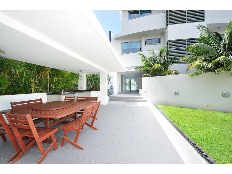 3/78 The Esplanade, Burleigh Heads QLD 4220