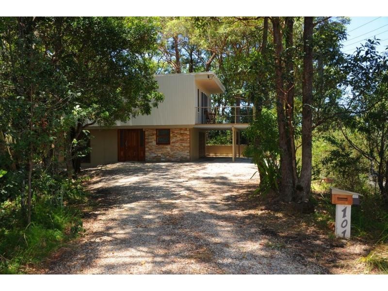 101 Ocean Parade, Burleigh Heads QLD 4220