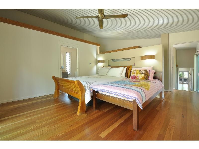 2 Hide A Way, Currumbin Valley QLD 4223