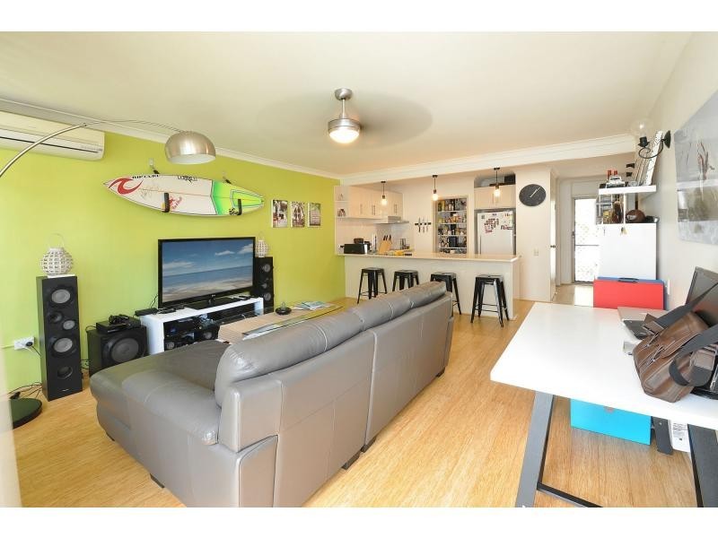6/1895 Gold Coast Highway, Burleigh Heads QLD 4220
