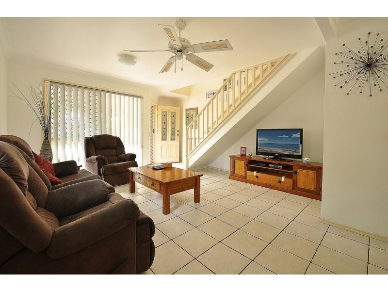 7/9 Kingia Court, Burleigh Heads QLD 4220