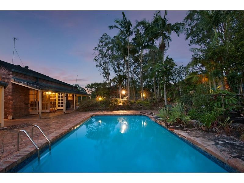 8 Narrabundah Street, Mudgeeraba QLD 4213