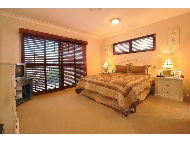 2/14 Gardenia Grove, Burleigh Heads QLD 4220